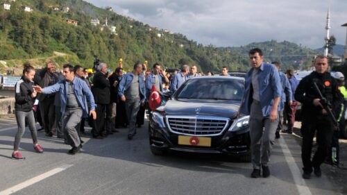 1 person dies and three get injured as Erdogan’s convoy meets with accident