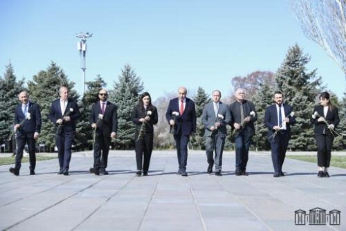 Georgian parliamentarians visit Tsitsernakaberd Memorial