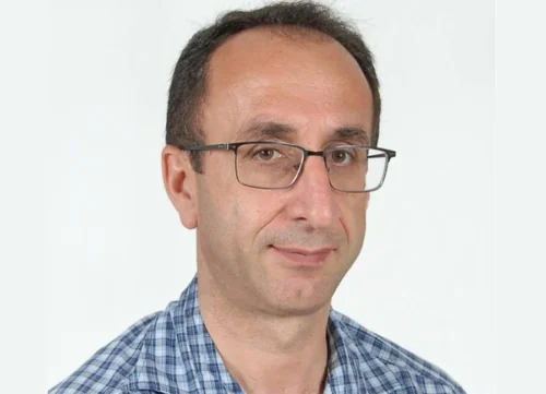 Armenian history textbook for 7th grade to be authored by Smbat Hovhannisyan? Explanation