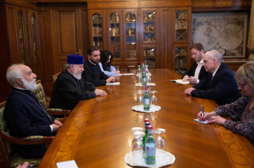 Ամենայն Հայոց Կաթողիկոսն Ավստրալիայի դեսպանի հետ հանդիպմանն անդրադարձել է ՀՀ-ի անվտանգային մարտահրավերներին