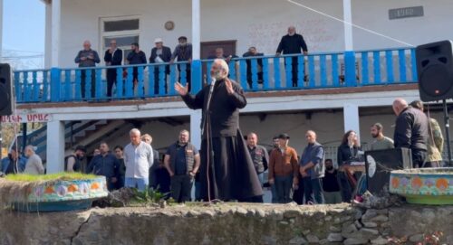 Մենք պետք է անհամաձայնություն հայտնենք այս ապօրինի սահմանազատմանը․ Բագրատ Սրբազան 