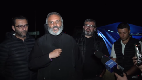 Баграт Србазан прокомментировал встречу Пашиняна с жителями Киранца