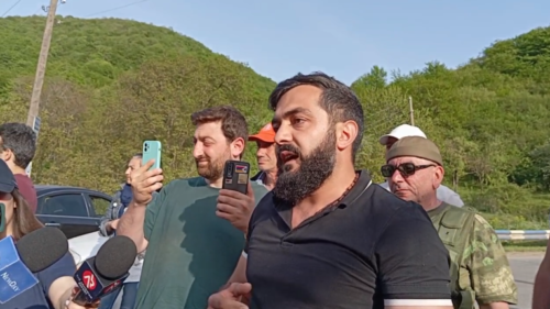 Они хотят сдать противнику укрепленные позиции Тавуша по ложной демаркацией границы: житель Тавуша