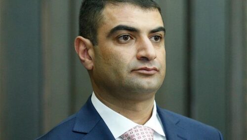 Արամ Վարդևանյանը դիմել է դատախազություն՝ պատգամավոր Աշոտ Սիմոնյանի նկատմամբ բռնություն կիրառած ոստիկանների հարցով