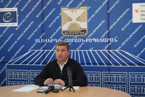 Ախթալայում փորձում ենք վնասված կամուրջից ժամանակավոր հետիոտնային կամուրջ ստանալ․Գնել Սանոսյան