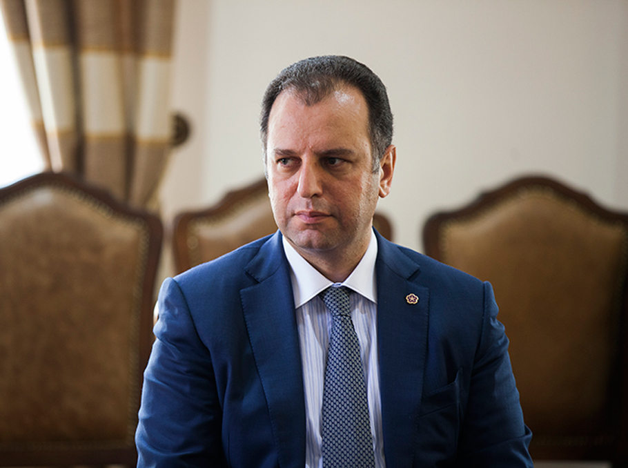 Генпрокуратура требует от экс-главы Минобороны РА конфисковать жилой массив в США, недвижимость в центре Еревана и денежные средства Генпрокуратура требует от экс-главы Минобороны РА конфисковать жилой массив в США, недвижимость в центре Еревана и денежные средства