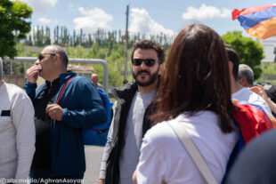 Սրբազան երթը՝  ֆոտոշարքով