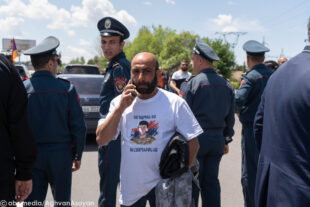 Սրբազան երթը՝  ֆոտոշարքով