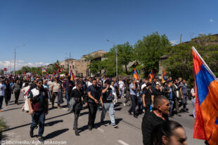 Սրբազանի գլխավորած երթն ու հանրահավաքը՝ ֆոտոշարքով