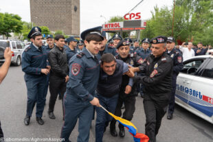 Акции мирного неповиновения в Ереване (фоторепортаж)