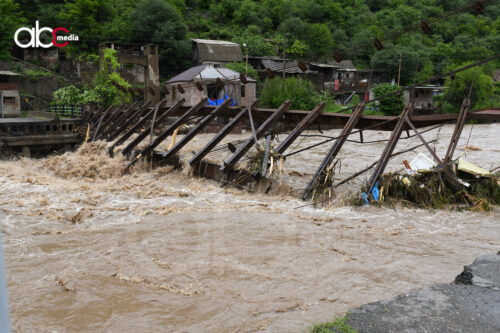 Փլվել է 17 կամուրջ, որոնցից 5-6-ը՝ խոշոր