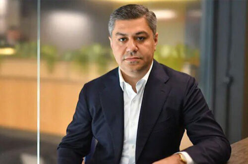 Նիկոլը հիմա փորձում է օրակարգ շեղել, տարբեր թեզեր է դաշտ նետում, հերթական ստերը պատմում․ Արթուր Վանեցյան