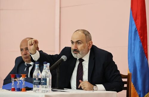 Пашинян не находит правовой основы для свидетельств о собственности жителей Киранца