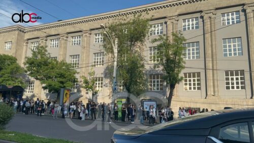 Տրանսպորտը կաթվածահար է. ի՞նչն է վարորդների գործադուլի պատճառը