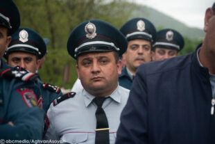 Կիրանցի ճանապարհը փակած ոստիկանները (մաս 2)