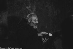 Պայքարի աղոթք Հաղարծինում (ֆոտոշարք)