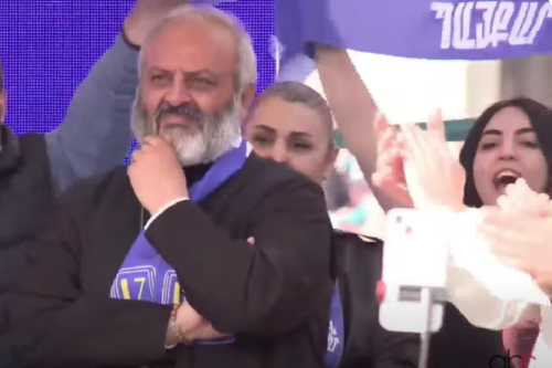 Նիկոլ Փաշինյա´ն, եթե քո թիմը քեզ համար արժեք ունի, հրաժարական տուր. Սրբազան 