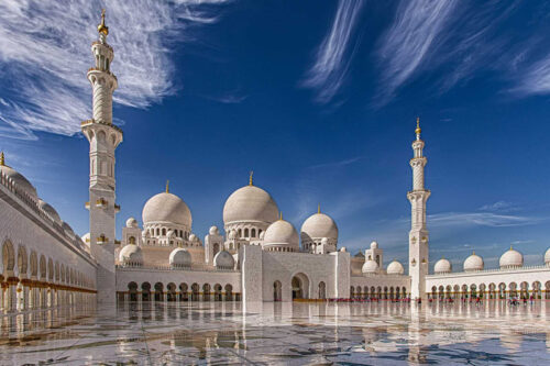 Граждане каких стран покупают недвижимость в ОАЭ?: опубликована самая активная тройка