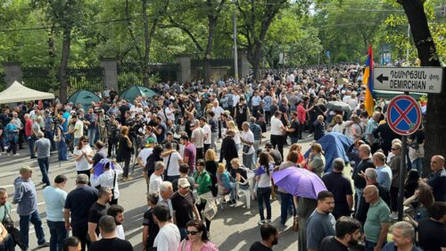 Russian media: The US supports Pashinyan’s administration amid the protests in Armenia