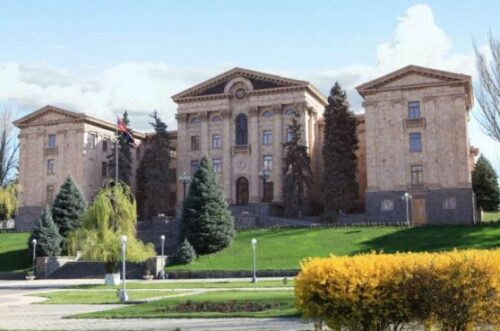 Parliament’s extraordinary session on government’s resignation proposal to take place