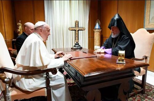 Արամ Ա-ն և Հռոմի պապը հանդիպել են Վատիկանում, զրույցը տևել է 30 րոպե