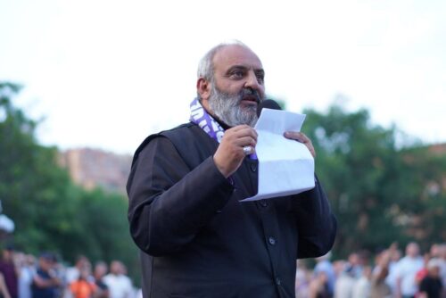 Հունիսի 12-ը նույն Մարտի 1-ն է. Բագրատ սրբազան