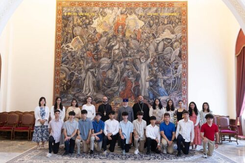 Ամենայն Հայոց Կաթողիկոսն ընդունել է ԱՄՆ Հայոց Արևելյան թեմի պատանի ուխտավորներին