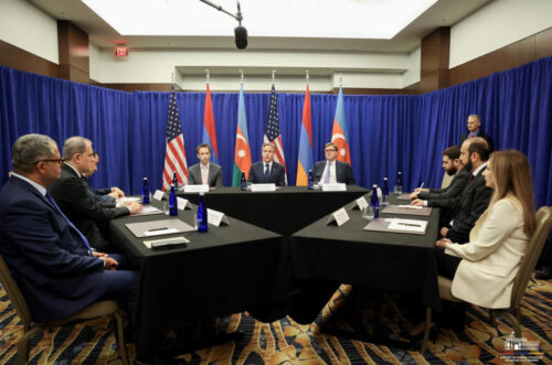 В Вашингтоне началась трехсторонняя встреча Мирзоян-Байрамов-Блинкен