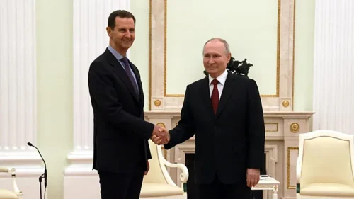 Putin meets Assad in Kremlin