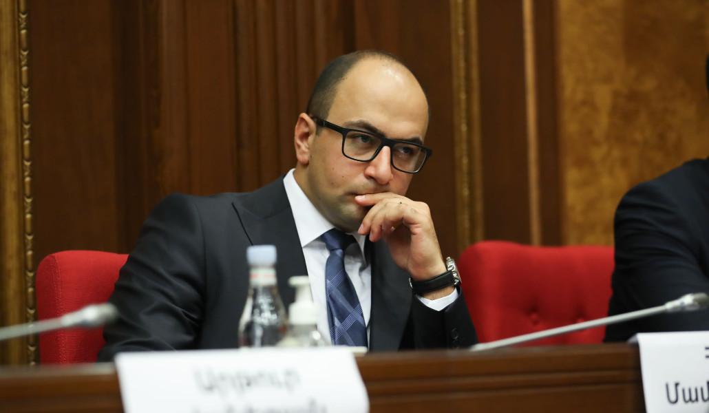 Ալիևը երջանիկ է Փաշինյանի նման բանակցող ունենալու փաստից․ Մամիջանյան Ալիևը երջանիկ է Փաշինյանի նման բանակցող ունենալու փաստից․ Մամիջանյան