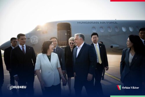 Hungarian prime minister arrives in China