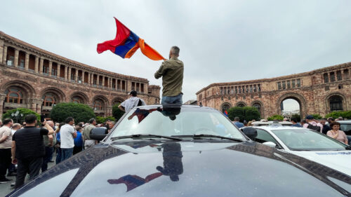 ԵՄ-ին մերձենալու Երևանի փորձերը չեն նպաստում Բաքվի հետ խաղաղության պայմանագրի ստորագրմանը․ ռուս փորձագետներ