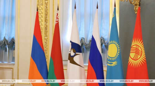 ՌԴ Արդյունաբերության և առևտրի նախարարն առաջարկել է դիտարկել ԲՐԻՔՍ-ի և ԵԱՏՄ-ի միջև փոխգործակցության հնարավորությունը