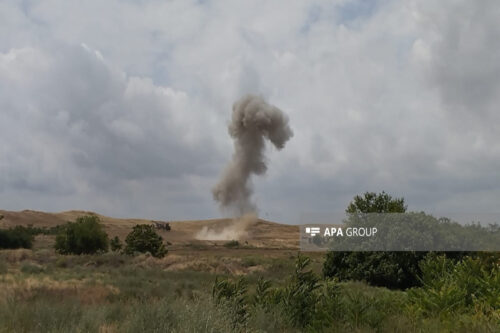 В результате взрыва мины пострадали 4 азербайджанца