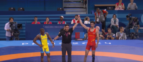 Սլավիկ Գալստյանը դժվարին հաղթանակ տարավ և դուրս եկավ քառորդ եզրափակիչ