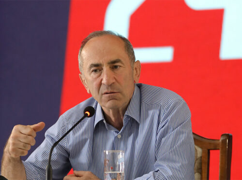 Роберт Кочарян не примет участие в церемониях переосвящения Кафедрального собора и Пресветлого Мира