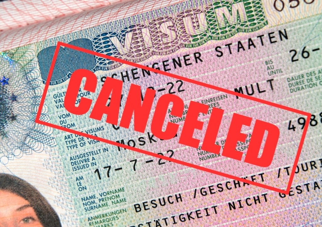 Germany accused of violating Schengen Agreement Germany accused of violating Schengen Agreement