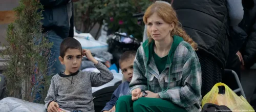 Կյանքը զրոյից․ Արցախցի փախստականները դժվարությունների են բախվում ՀՀ-ում․ Deutsche Welle