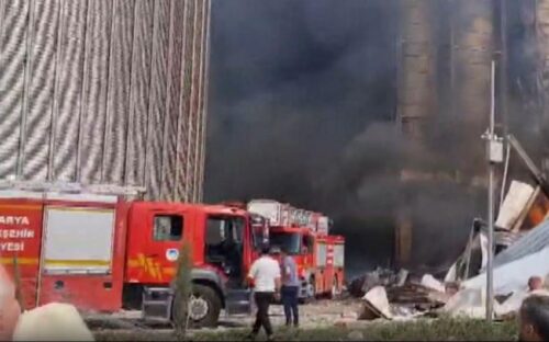 Huge fire injures many in Turkey