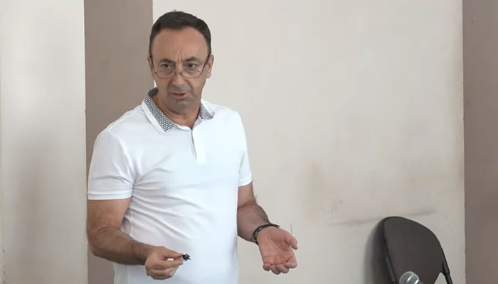 Վատ բան է սպասվում Հայաստանին, որին մասնակցելու է նաև Սահմանադրական դատարանը․ Հրայր Թովմասյան Վատ բան է սպասվում Հայաստանին, որին մասնակցելու է նաև Սահմանադրական դատարանը․ Հրայր Թովմասյան