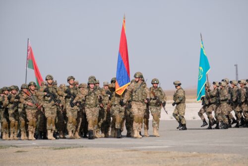 Osservatorio Balcani e Caucaso: Armenia is considering the consequences of withdrawing from the CSTO, a process that is easier said than done