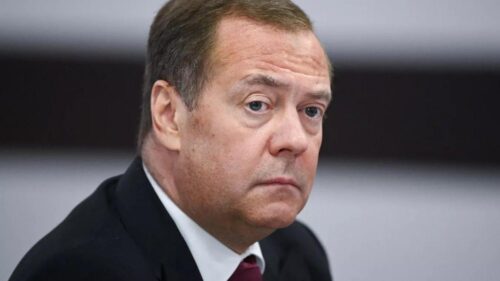 Medvedev planning to refuse migrants’ families entry into Russia