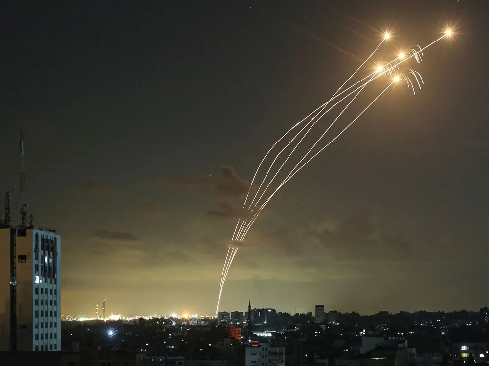 Hamas praises Iranian missile attacks on Israel Hamas praises Iranian missile attacks on Israel