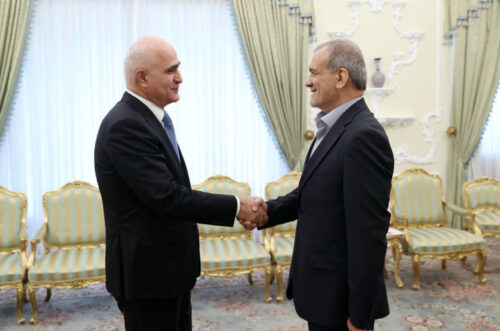 Հանդիպել են Իրանի նախագահն ու Ադրբեջանի փոխվարչապետը