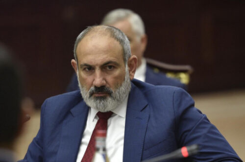 Около 57 процентов респондентов недовольны работой Никола Пашиняна, а около 35 процентов довольны