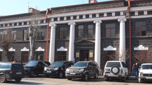 Շիրակի մարզպետարանի պաշտոնյային մեղադրանք է ներկայացվել ավելի քան 5000 ԱՄՆ դոլար կաշառք ստանալու համար