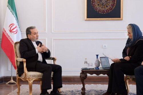 Iranian foreign minister: The US elections are not important for us