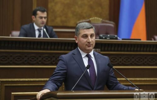 Оставляю огромный объем работы позади, поэтому ухожу тихо и мирно: Гнел Саносян также подал в отставку