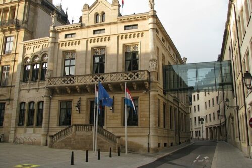 Палата депутатов Люксембурга приняла резолюции, осуждающие Азербайджан и Турцию