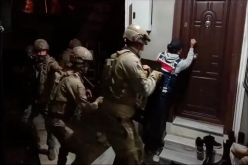 В Турции арестованы 54 подозреваемых террориста